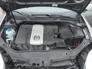 2008 Volkswagen Jetta SE z VIN 3VWRM71K18M135790, wystawiony jako IAAI lot #42165888 z przebiegiem 147 523 mil mil oraz . Historia ofert i sprzedaży dostępna na DreamBid. Obrazek 10.