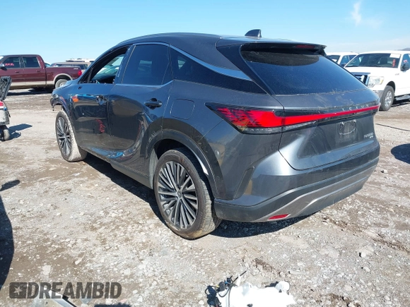 2024 Lexus RX 350h z VIN 2T2BBMCA5RC049966, wystawiony jako IAAI lot #41597363 z przebiegiem 12 936 mil mil oraz . Historia ofert i sprzedaży dostępna na DreamBid. Obrazek 3.