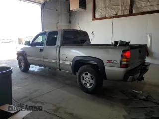 2002 Chevrolet Silverado 1500 LS with VIN 1GCEK19T82E298046, listed as a Copart auction lot 52758135 with 179,594 mi miles and Salvage Title. Bid and sale history available at DreamBid. Image 2.