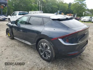 2024 Kia EV6 Wind z VIN KNDC3DLC6R5193465, wystawiony jako Copart lot #56941845 z przebiegiem 12 703 mil mil oraz Nie do naprawy • Non repairable. Historia ofert i sprzedaży dostępna na DreamBid. Obrazek 2.