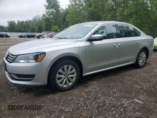 2015 Volkswagen Passat Wolfsburg Edition with VIN 1VWAS7A32FC032839, listed as a Copart auction lot 62122125 with 154,773 mi miles and Clean title. Bid and sale history available at DreamBid. Image 1.