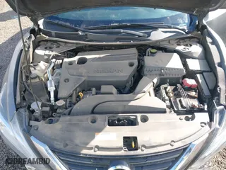 2018 Nissan Altima 2.5 SR with VIN 1N4AL3APXJC123240, listed as a IAAI auction lot 41808689 with 111,920 mi miles. Bid and sale history available at carsss.com. Image 10.