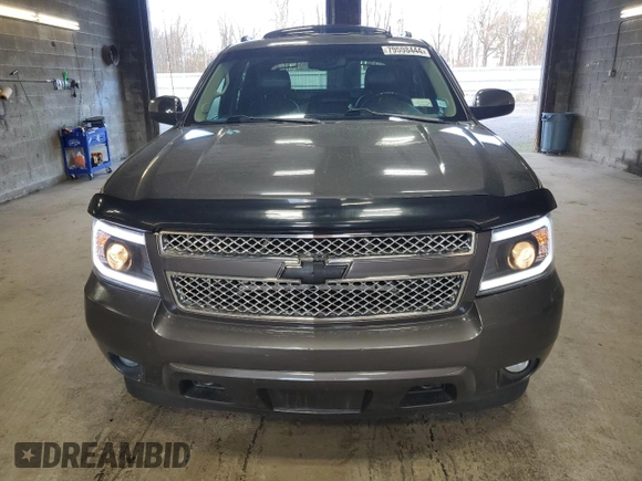 2011 Chevrolet Avalanche LTZ with VIN 3GNTKGE39BG325092, listed as a Copart auction lot 79598444 with 139,981 mi miles and Salvage Title. Bid and sale history available at DreamBid. Image 5.