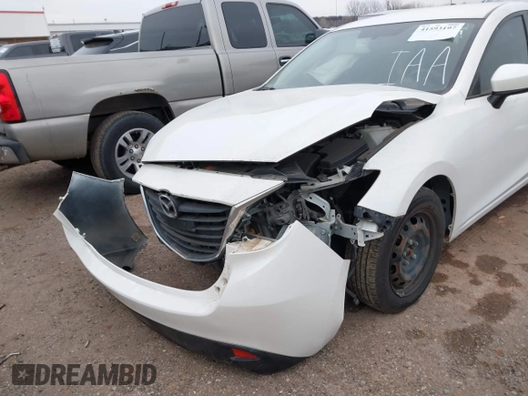 2014 Mazda 3 i Sport with VIN JM1BM1K77E1204339, listed as a IAAI auction lot 41593197 with 94,656 mi miles and . Bid and sale history available at carsss.com. Image 6.