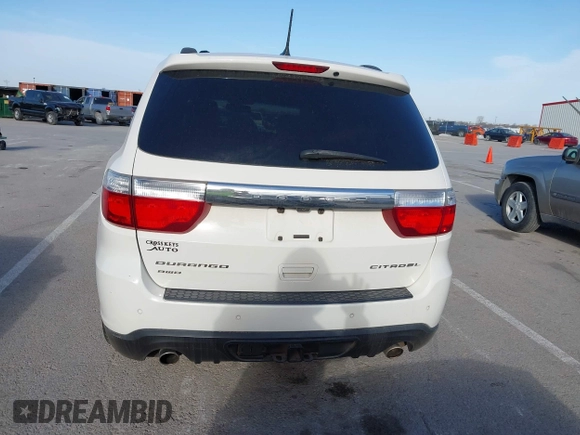 2011 Dodge Durango Citadel with VIN 1D4SE5GT0BC686083, listed as a IAAI auction lot 41805770 with 171,879 mi miles. Bid and sale history available at carsss.com. Image 16.