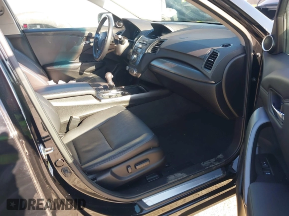 2015 Acura RDX z VIN 5J8TB3H38FL000506, wystawiony jako IAAI lot #42452545 z przebiegiem 105 478 mil mil oraz . Historia ofert i sprzedaży dostępna na DreamBid. Obrazek 5.