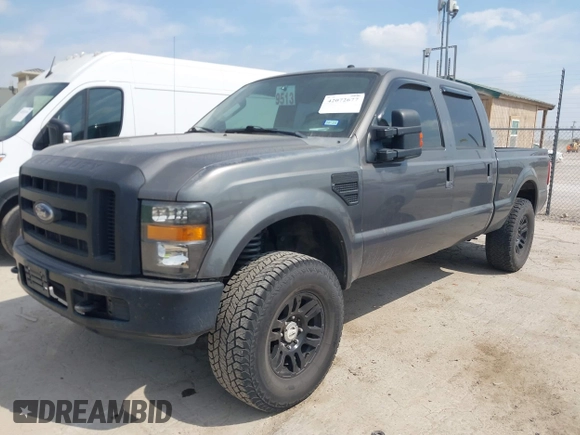 2008 Ford Super Duty F-250 SRW XL with VIN 1FTSW21R18ED60117, listed as a IAAI auction lot 42072677 with 334,421 mi miles. Bid and sale history available at carsss.com. Image 2.