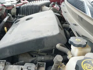 2018 Chevrolet Traverse LT с VIN 1GNEVHKW0JJ200726, выставлен на аукционе IAAI как лот 42536861 с пробегом 168 743 миль миль и . История ставок и продаж доступна на DreamBid. Изображение 20.