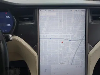 2018 Tesla Model X 75D with VIN 5YJXCBE25JF117801, listed as a IAAI auction lot 41798116 with 95,253 mi miles. Bid and sale history available at carsss.com. Image 18.
