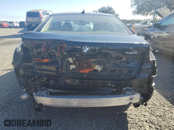 2018 BMW 7 Series 740i with VIN WBA7E2C53JG743115, listed as a Copart auction lot 73362103 with 57,789 mi miles. Bid and sale history available at carsss.com. Image 6.