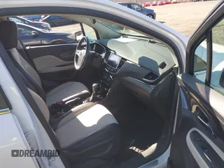 2019 Buick Encore Preferred with VIN KL4CJESB5KB808142, listed as a IAAI auction lot 41995776 with 51,940 mi miles. Bid and sale history available at carsss.com. Image 5.