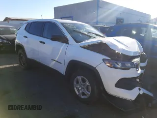 2022 Jeep Compass Sport with VIN 3C4NJDAB6NT205553, listed as a Copart auction lot 55326234 with 44,638 mi miles and Salvage title. Bid and sale history available at DreamBid. Image 4.