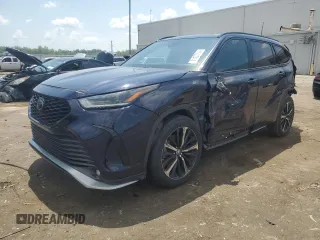 2021 Toyota Highlander XSE with VIN 5TDJZRBH1MS059191, listed as a Copart auction lot 61137125 with 44,747 mi miles and Salvage title. Bid and sale history available at DreamBid. Image 1.
