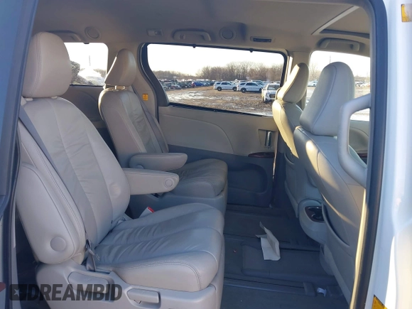 2012 Toyota Sienna XLE with VIN 5TDDK3DC4CS042464, listed as a IAAI auction lot 41199300 with 143,677 mi miles. Bid and sale history available at carsss.com. Image 8.