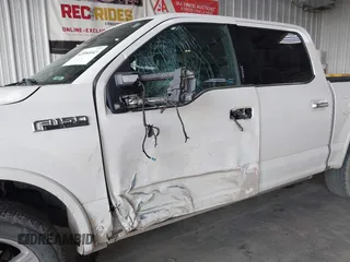 2015 Ford F-150 XLT z VIN 1FTEW1EF0FFB70257, wystawiony jako IAAI lot #42084443 z przebiegiem 123 351 mil mil oraz . Historia ofert i sprzedaży dostępna na DreamBid. Obrazek 6.