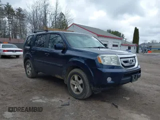2011 Honda Pilot EX-L with VIN 5FNYF4H59BB052417, listed as a IAAI auction lot 42004376 with 223,854 mi miles. Bid and sale history available at carsss.com. Image 1.