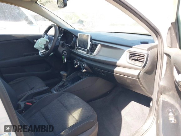 2022 Kia Rio S with VIN 3KPA24AD7NE492807, listed as a IAAI auction lot 42050520 with 100,756 mi miles. Bid and sale history available at carsss.com. Image 5.