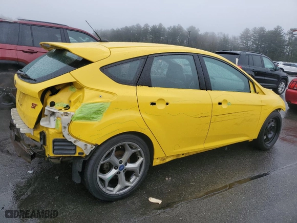 2017 Ford Focus ST with VIN 1FADP3L96HL220624, listed as a Copart auction lot 48474855 with 130,689 mi miles and Salvage Title. Bid and sale history available at carsss.com. Image 3.