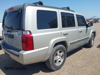2009 Jeep Commander Sport с VIN 1J8HH48K29C519418, выставлен на аукционе IAAI как лот 42258779 с пробегом 152 474 миль миль и . История ставок и продаж доступна на DreamBid. Изображение 4.