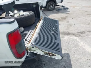 2000 Nissan Frontier XE z VIN 1N6ED27TXYC367744, wystawiony jako IAAI lot #42368078 z przebiegiem Nie podano mil oraz . Historia ofert i sprzedaży dostępna na DreamBid. Obrazek 11.