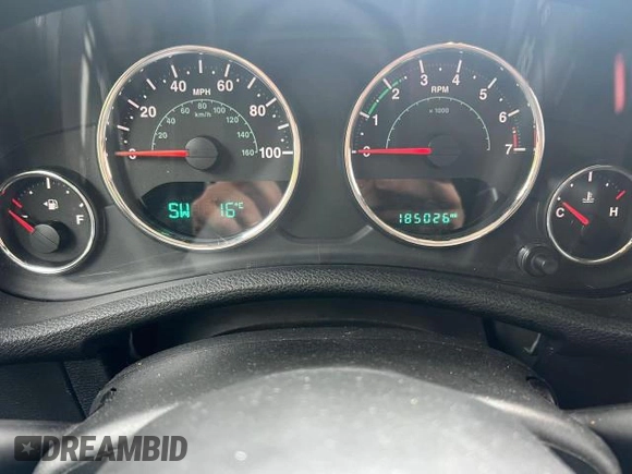 2018 Jeep Wrangler Unlimited Sport S with VIN 1C4HJWDG6JL927319, listed as a Copart auction lot 60488085 with 185,000 mi miles and Clean title. Bid and sale history available at DreamBid. Image 8.