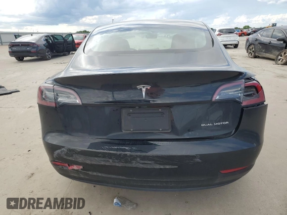 2021 Tesla Model 3 Long Range z VIN 5YJ3E1EB9MF006708, wystawiony jako Copart lot #56230525 z przebiegiem 41 744 mil mil oraz Szkoda całkowita • Salvage title. Historia ofert i sprzedaży dostępna na DreamBid. Obrazek 6.