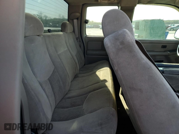 2004 Chevrolet Silverado 1500 LS with VIN 1GCEC19V24Z343122, listed as a Copart auction lot 50410745 with 349,376 mi miles and Salvage Title. Bid and sale history available at DreamBid. Image 10.
