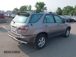 2001 Lexus RX 300 z VIN JTJHF10U910167787, wystawiony jako IAAI lot #42447267 z przebiegiem 165 671 mil mil oraz . Historia ofert i sprzedaży dostępna na DreamBid. Obrazek 4.