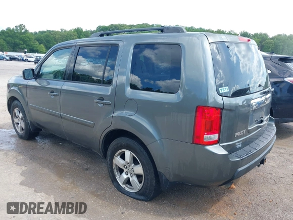 2009 Honda Pilot EX with VIN 5FNYF48489B008698, listed as a IAAI auction lot 42175230 with 268,560 mi miles and . Bid and sale history available at DreamBid. Image 3.