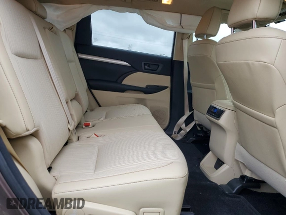 2018 Toyota Highlander LE с VIN 5TDBZRFH6JS812871, выставлен на аукционе Copart как лот 80105144 с пробегом 33 024 миль миль и Списание • Salvage title. История ставок и продаж доступна на DreamBid. Изображение 11.