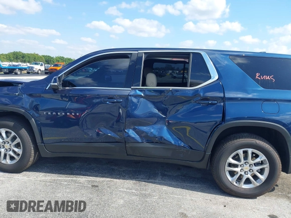 2022 Chevrolet Traverse LS with VIN 1GNERLKWXNJ182507, listed as a IAAI auction lot 42069682 with 34,546 mi miles. Bid and sale history available at carsss.com. Image 15.