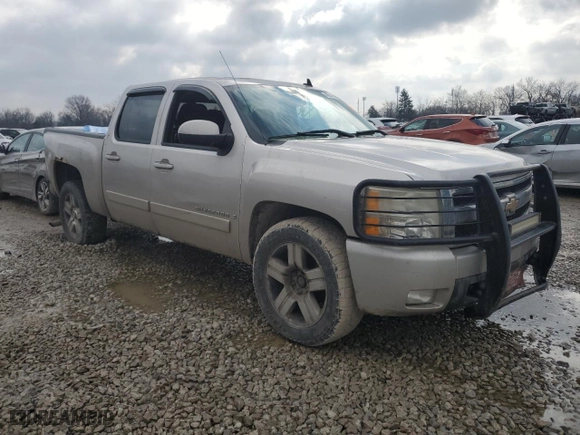 2007 Chevrolet Silverado 1500 LTZ with VIN 2GCEK13M471500665, listed as a Copart auction lot 46646525 with 0 mi miles and Salvage Title. Bid and sale history available at carsss.com. Image 4.