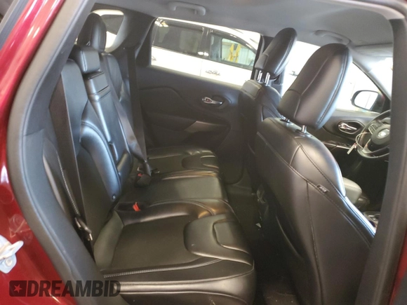 2019 Jeep Cherokee Latitude Plus with VIN 1C4PJLLB3KD111518, listed as a Copart auction lot 59540335 with 70,711 mi miles and Salvage title. Bid and sale history available at DreamBid. Image 11.