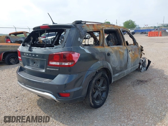 2018 Dodge Journey Crossroad with VIN 3C4PDCGG6JT276565, listed as a IAAI auction lot 42158555 with Not provided miles and . Bid and sale history available at DreamBid. Image 4.