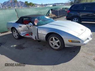 1996 Chevrolet Corvette with VIN 1G1YY32P3T5101007, listed as a IAAI auction lot 41826712 with 53,955 mi miles and . Bid and sale history available at DreamBid. Image 1.