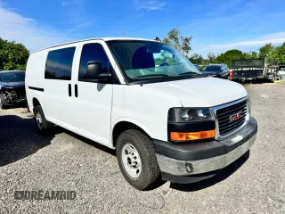 2017 GMC Savana Cargo z VIN 1GTZ7GFGXH1345543, wystawiony jako Copart lot #57692035 z przebiegiem 143 752 mil mil oraz Szkody całkowita. Historia ofert i sprzedaży dostępna na DreamBid. Obrazek 1.