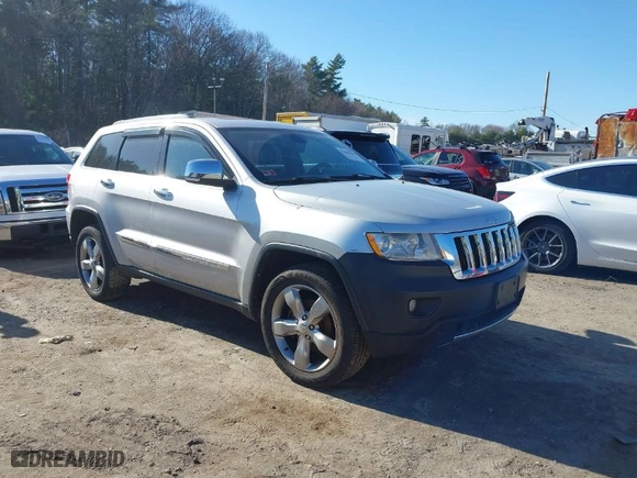 2013 Jeep Grand Cherokee Limited with VIN 1C4RJFBG5DC634023, listed as a IAAI auction lot 41828704 with 132,286 mi miles. Bid and sale history available at carsss.com. Image 1.