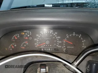 1999 Ford F-350 XL z VIN 1FTSW31S9XEE99015, wystawiony jako Copart lot #49417645 z przebiegiem 128 553 mil mil oraz Czysty tytuł • Clean title. Historia ofert i sprzedaży dostępna na DreamBid. Obrazek 9.