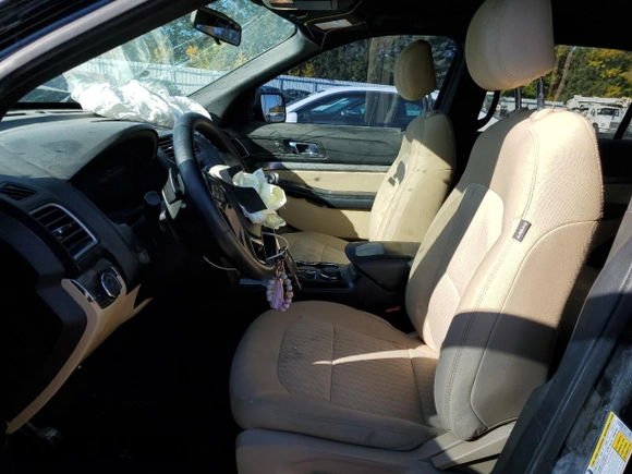 2017 Ford Explorer with VIN 1FM5K8B86HGD87332, listed as a Copart auction lot 77279364 with 107,107 mi miles and Salvage Title. Bid and sale history available at DreamBid. Image 7.