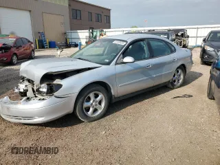 2001 Ford Taurus SES z VIN 1FAFP55UX1A130433, wystawiony jako Copart lot #53450825 z przebiegiem 225 755 mil mil oraz Szkoda całkowita • Salvage title. Historia ofert i sprzedaży dostępna na DreamBid. Obrazek 1.