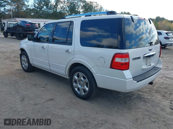 2013 Ford Expedition Limited z VIN 1FMJU1K59DEF34688, wystawiony jako IAAI lot #40942972 z przebiegiem 180 003 mil mil oraz . Historia ofert i sprzedaży dostępna na DreamBid. Obrazek 3.