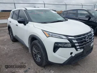 2024 Nissan Rogue S with VIN 5N1BT3AA2RC759541, listed as a IAAI auction lot 42125133 with 895 mi miles and . Bid and sale history available at DreamBid. Image 1.