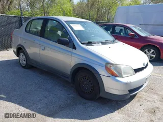 2000 Toyota ECHO with VIN JTDBT1239Y0085753, listed as a IAAI auction lot 42020192 with 198,018 mi miles. Bid and sale history available at carsss.com. Image 1.