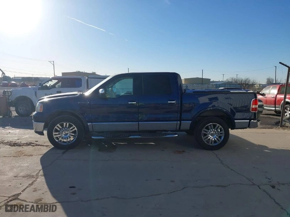 2007 Lincoln Mark LT with VIN 5LTPW16557FJ06843, listed as a IAAI auction lot 41158381 with NaN miles. Bid and sale history available at carsss.com. Image 14.