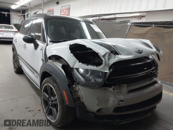 2015 MINI Countryman S with VIN WMWZC5C53FWT37722, listed as a IAAI auction lot 42151891 with 110,488 mi miles and . Bid and sale history available at DreamBid. Image 1.