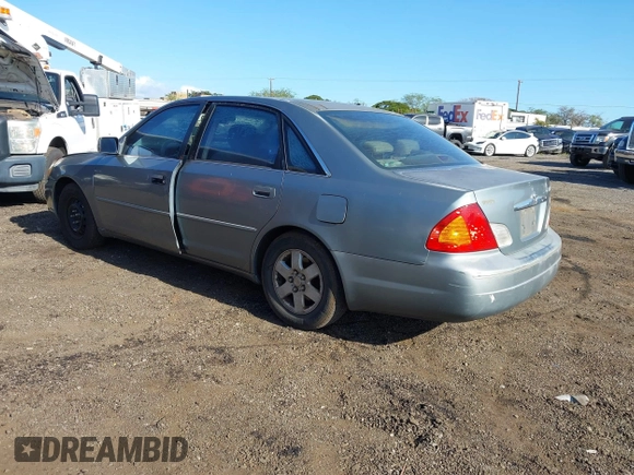 2001 Toyota Avalon XL w/Bucket Seats with VIN 4T1BF28B91U148985, listed as a IAAI auction lot 41538121 with 161,474 mi miles. Bid and sale history available at carsss.com. Image 3.