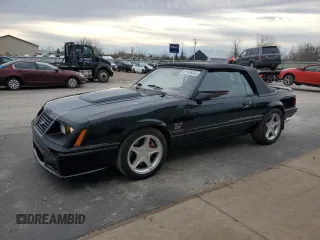 1983 Ford Mustang z VIN 1FABP27F0DF213498, wystawiony jako Copart lot #81106344 z przebiegiem 13 008 mil mil oraz Szkoda całkowita • Salvage title. Historia ofert i sprzedaży dostępna na DreamBid. Obrazek 1.