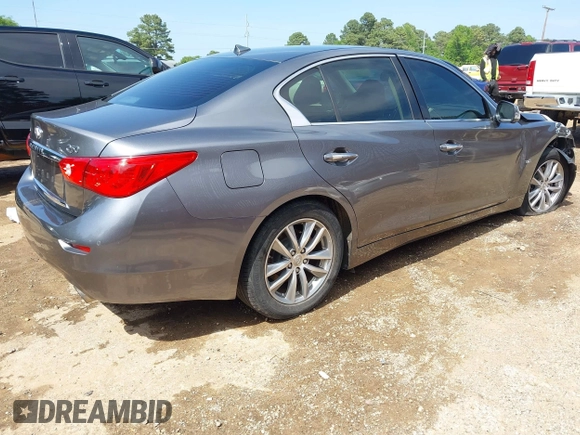 2016 Infiniti Q50 3.0t Premium with VIN JN1EV7AP4GM304093, listed as a IAAI auction lot 42021671 with 61,581 mi miles. Bid and sale history available at carsss.com. Image 4.