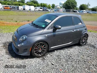 2015 FIAT 500 Abarth z VIN 3C3CFFFH1FT508103, wystawiony jako Copart lot #59267965 z przebiegiem 108 068 mil mil oraz Szkoda całkowita • Salvage title. Historia ofert i sprzedaży dostępna na DreamBid. Obrazek 1.
