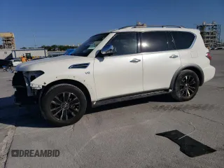 2018 Nissan Armada Platinum z VIN JN8AY2NF8J9332582, wystawiony jako Copart lot #53308985 z przebiegiem 95 176 mil mil oraz Szkoda całkowita • Salvage title. Historia ofert i sprzedaży dostępna na DreamBid. Obrazek 1.